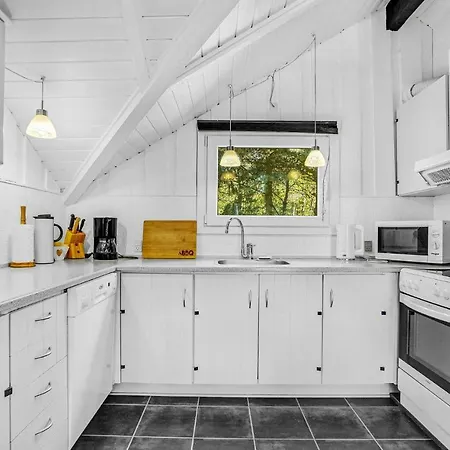 Three-bedroom Holiday In Dom wakacyjny Blåvand